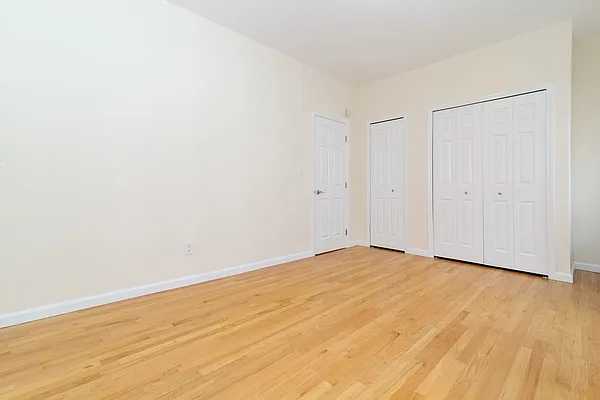 Rented by REAL New York | media 18