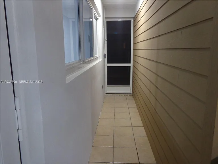 1565 Thumb Point Dr — Photo 70
