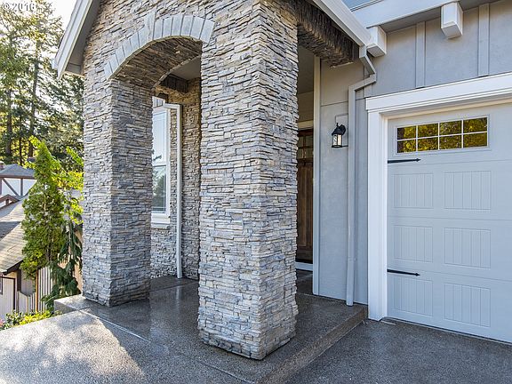 3rd image of 6296 Evergreen Dr