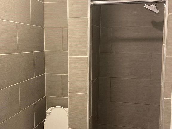 5th image of 605 W 156th St #25A