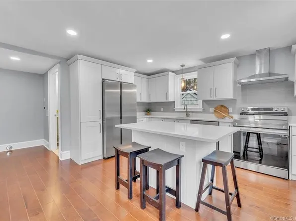 62 Bidwell Square, Farmington, CT 06085