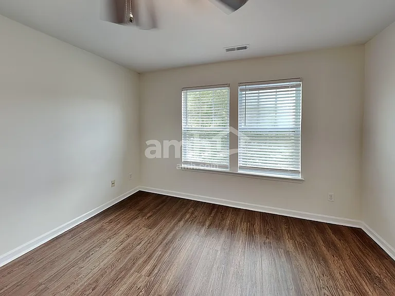 11812 Village Pond Dr — Photo 7