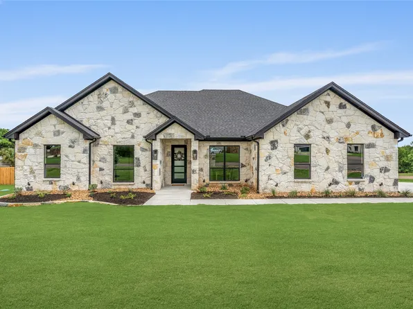 301 Canyon Oaks Cir, Troy, TX 76579