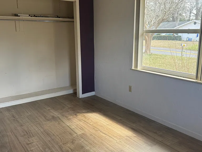 308 Violet Ln — Photo 34