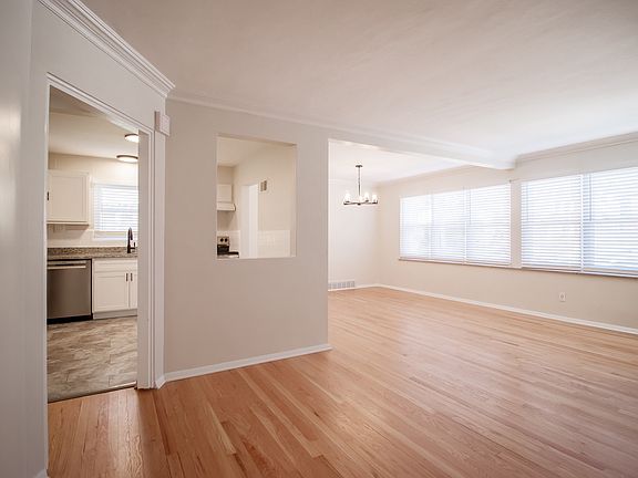 5th image of 7240 Balson Ave #1F