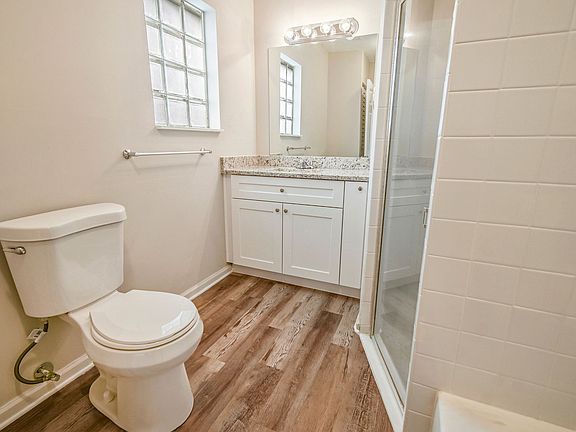 2nd image of 5588 Priscilla Ln