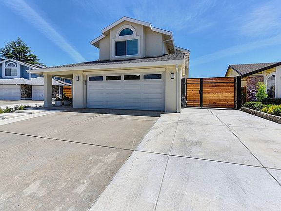 4th image of 2926 Tamarind Ct