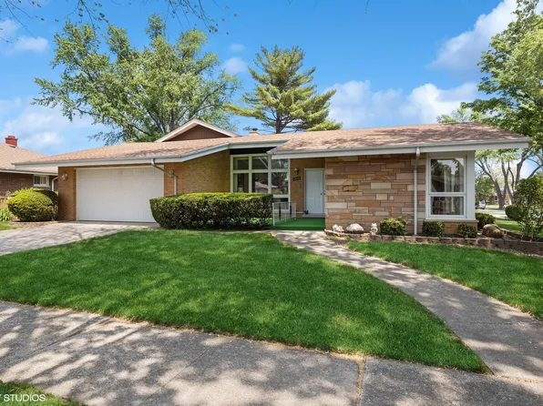 2519 Kensington Ave, Westchester, IL 60154