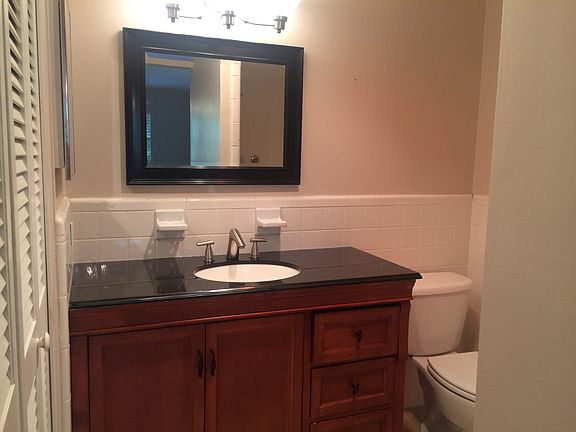 5th image of 6238 Saint Andrews Cir N