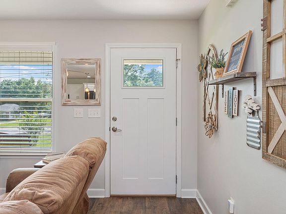 5th image of 2025 N Pearl St