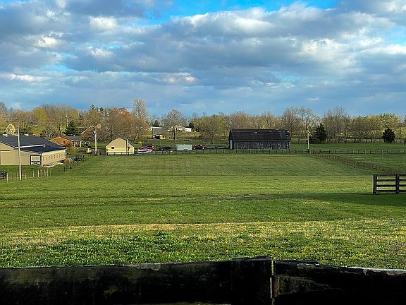 3rd image of 2958 Keene Troy Pike