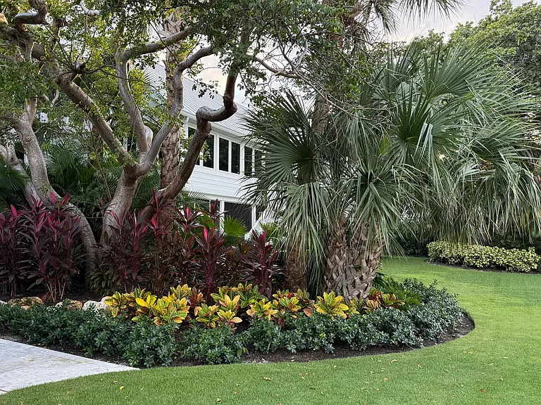 512 Periwinkle Way — Photo 45