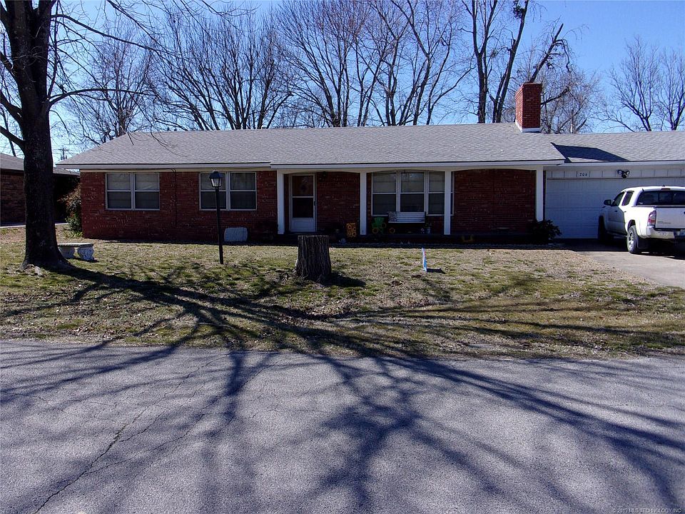 1st image of 206 S Mary Ave