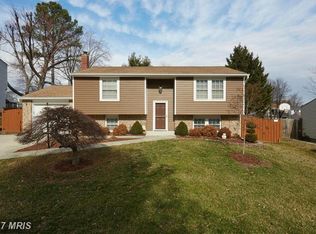 125 N Ithaca Rd, Sterling, VA 20164