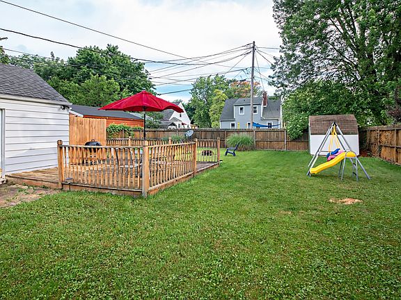 5th image of 521 Donna Dr