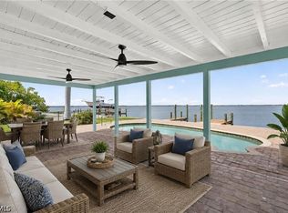 3 Bayview Blvd, Fort Myers Beach, FL 33931