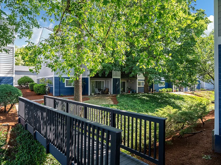 10080 SW 5th St — Photo 11
