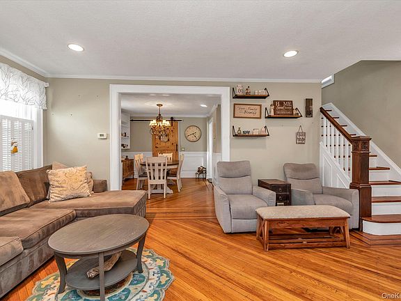 5th image of 17 Everett Street