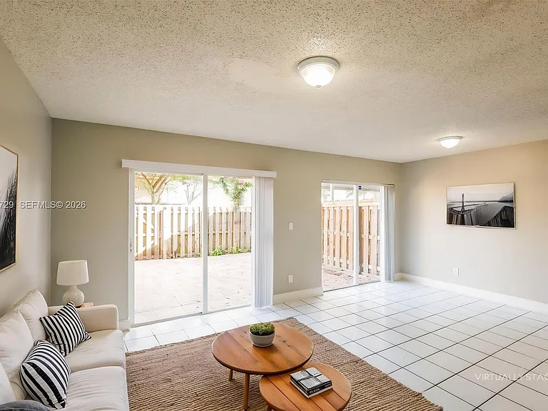 13921 SW 173rd Ter — Photo 4
