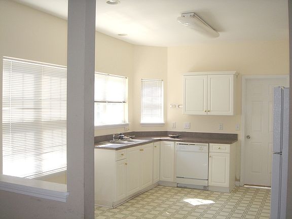 3rd image of 5720 Wrightsville Ave