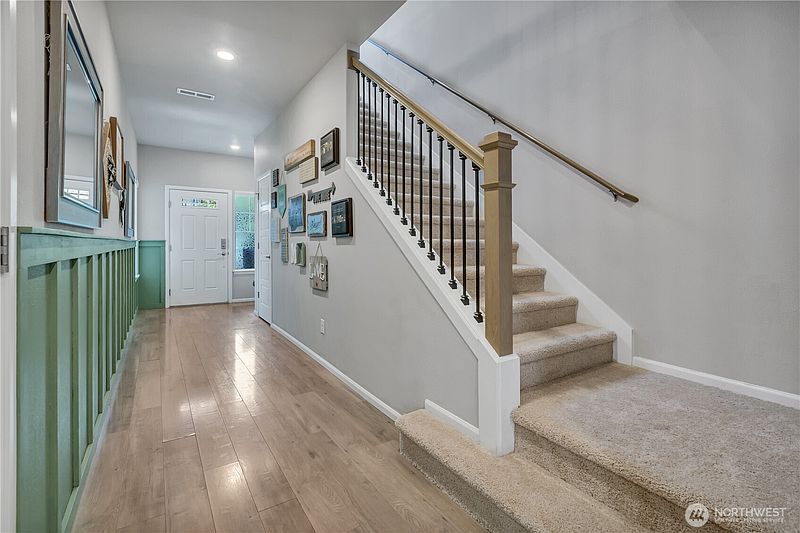 5th image of 33161 Glacier Avenue SE