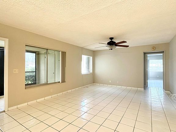 2nd image of 4956 Sable Pine Cir APT A1