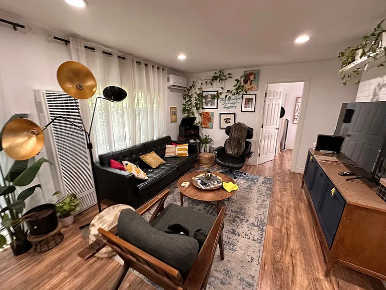 4029 Delta St — Photo 32