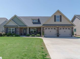420 Orlando Ct, Boiling Springs, SC 29316