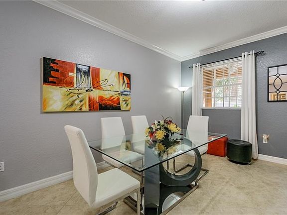 5th image of 9779 Taylor Rose Ln