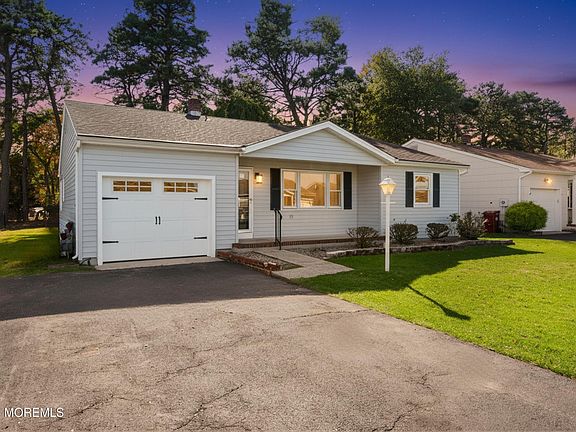 2nd image of 6 Westport Drive