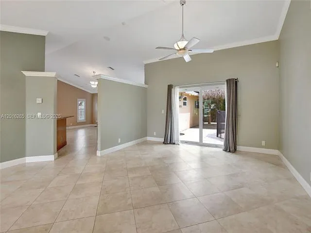 12486 SW 9th Pl — Photo 5