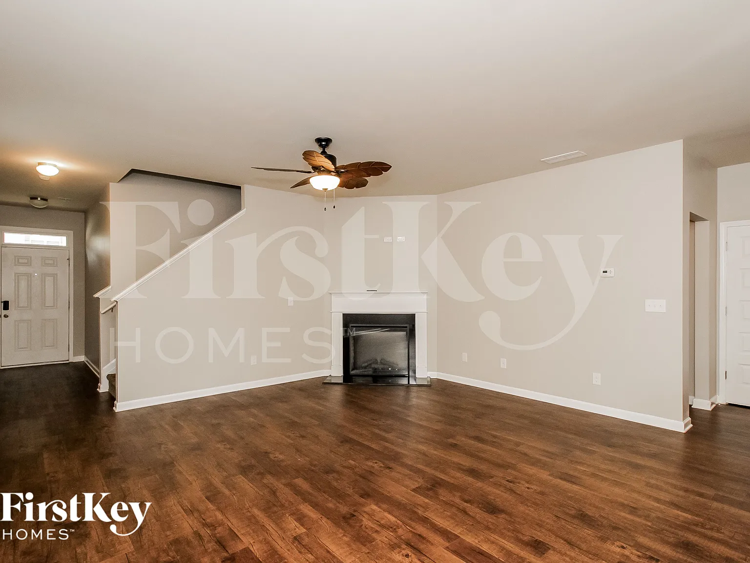 3 bed, 2.5 bath, 2000 sqft, $2,105 — Photo 4