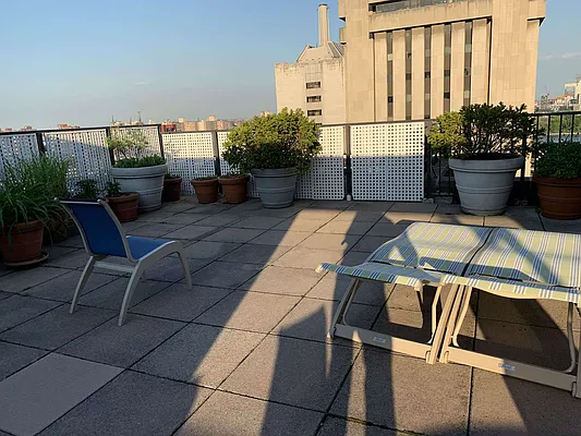 Rented by Highline Residential | media 10