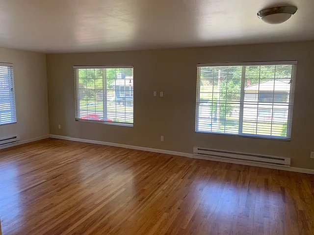 4507 Grand Ave — Photo 10