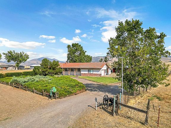 2nd image of 5525 Adobe Ln
