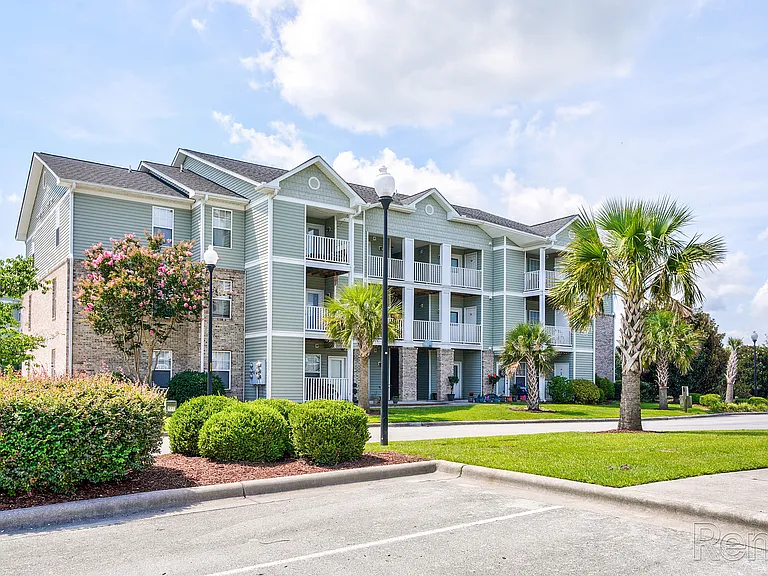 Charleston Place — Photo 19