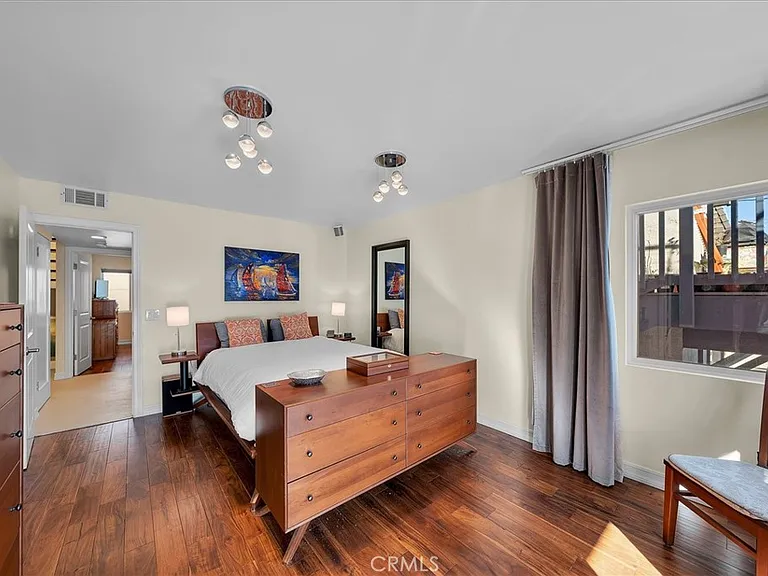 760 Manhattan Beach Blvd #B — Photo 16