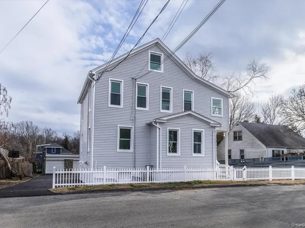 349 Marlborough Ter #1, Fairfield, CT 06825