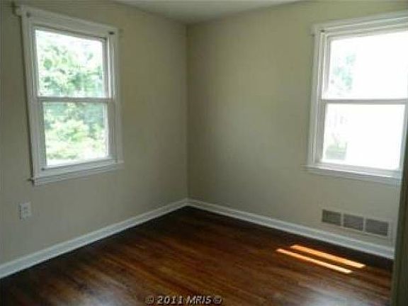 5th image of 7139 Baltimore Annapolis Blvd