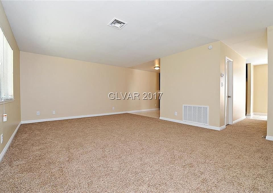 1st image of 552 Greenbriar Townhouse Way