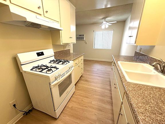 5th image of 6255 Fulton Ave APT 6