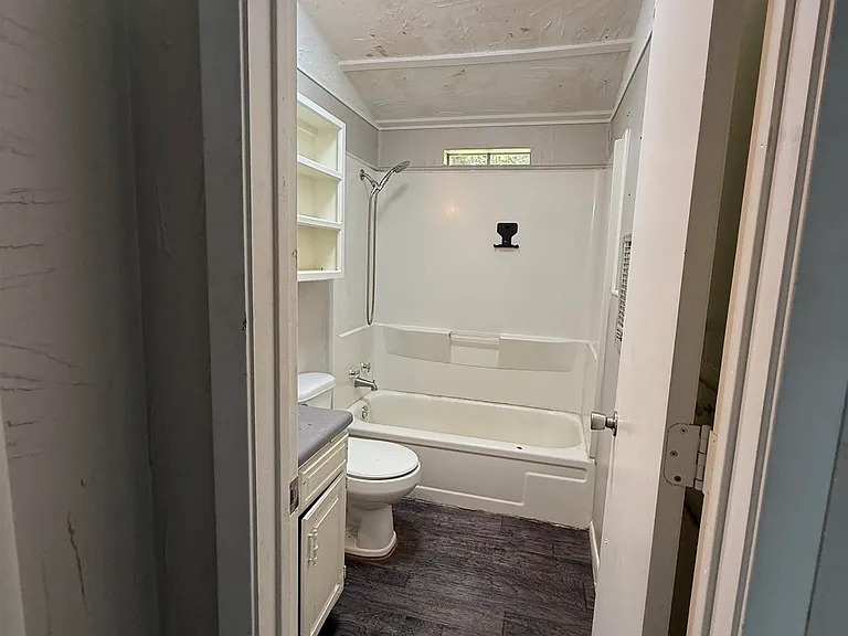 306 Paul St — Photo 7