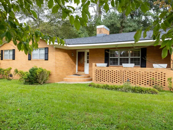 206 Sunrise Cir, Trion, GA 30753