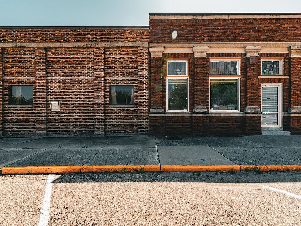 1st image of 118 N Agora St