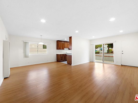 4th image of 1108 19th St