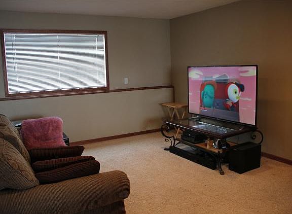 5th image of 820 11th St S