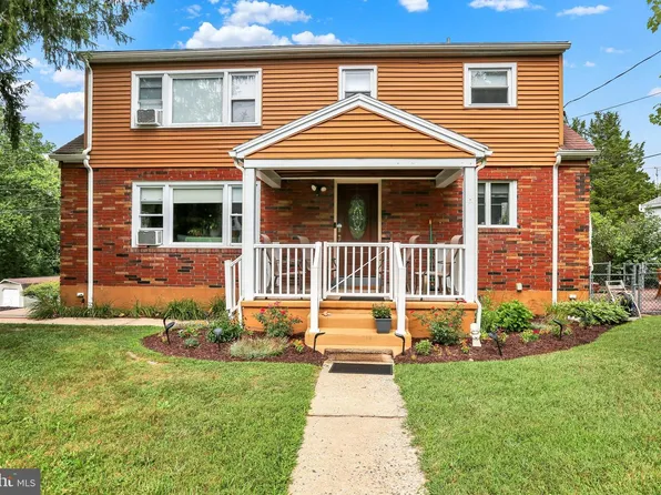 1301 Butter Ln, Reading, PA 19606