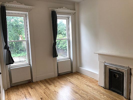 1st image of 302 Marion St #2