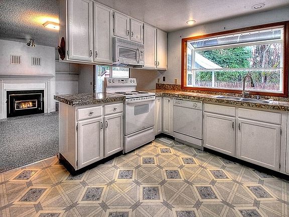 5th image of 9814 62nd Street Ct W