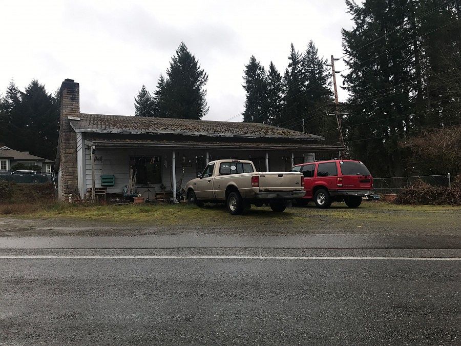 1st image of 3030 26th Ave NE